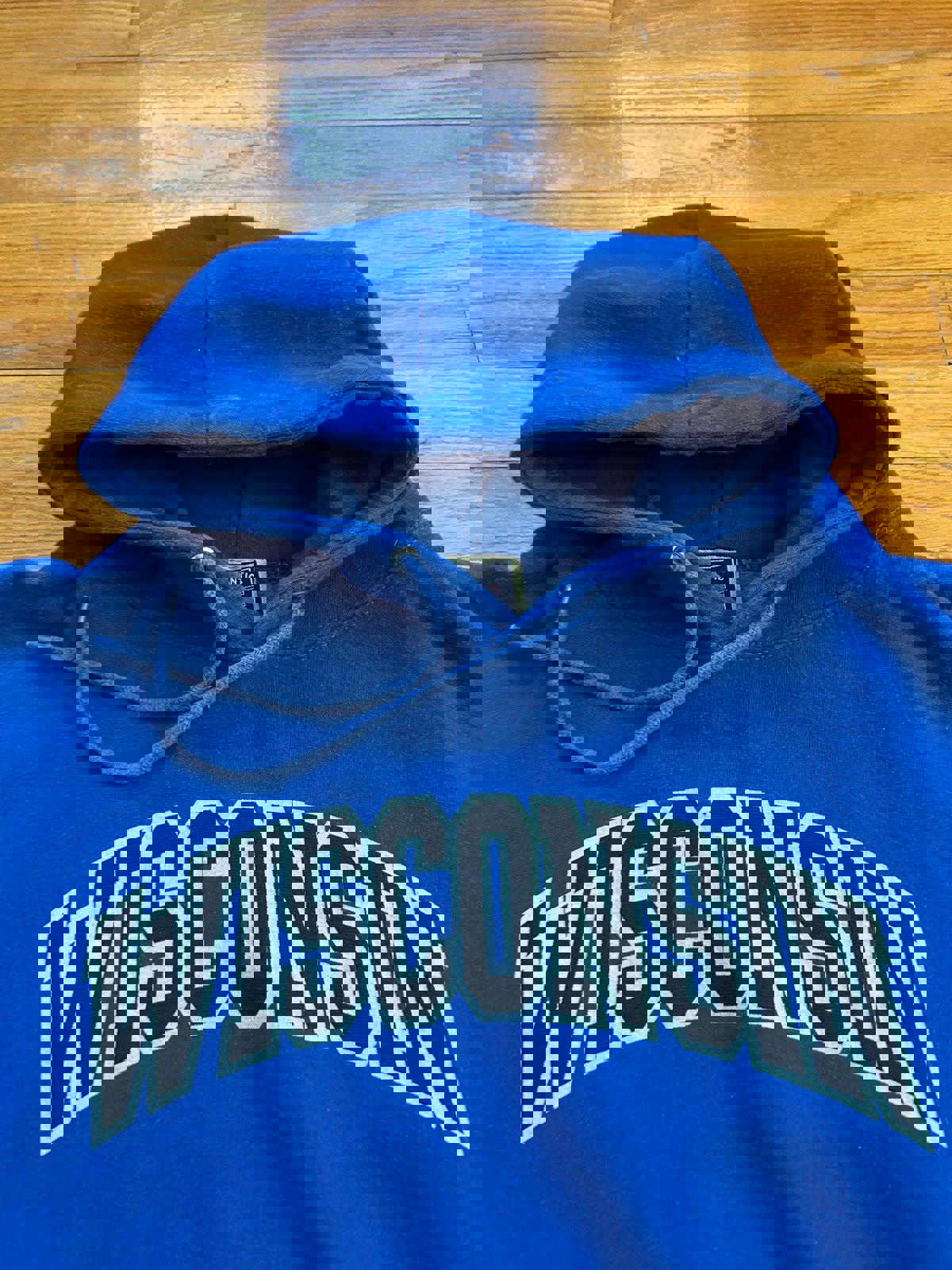 Vintage University of Wisconsin Badgers College NCAA Hoodie Sweater