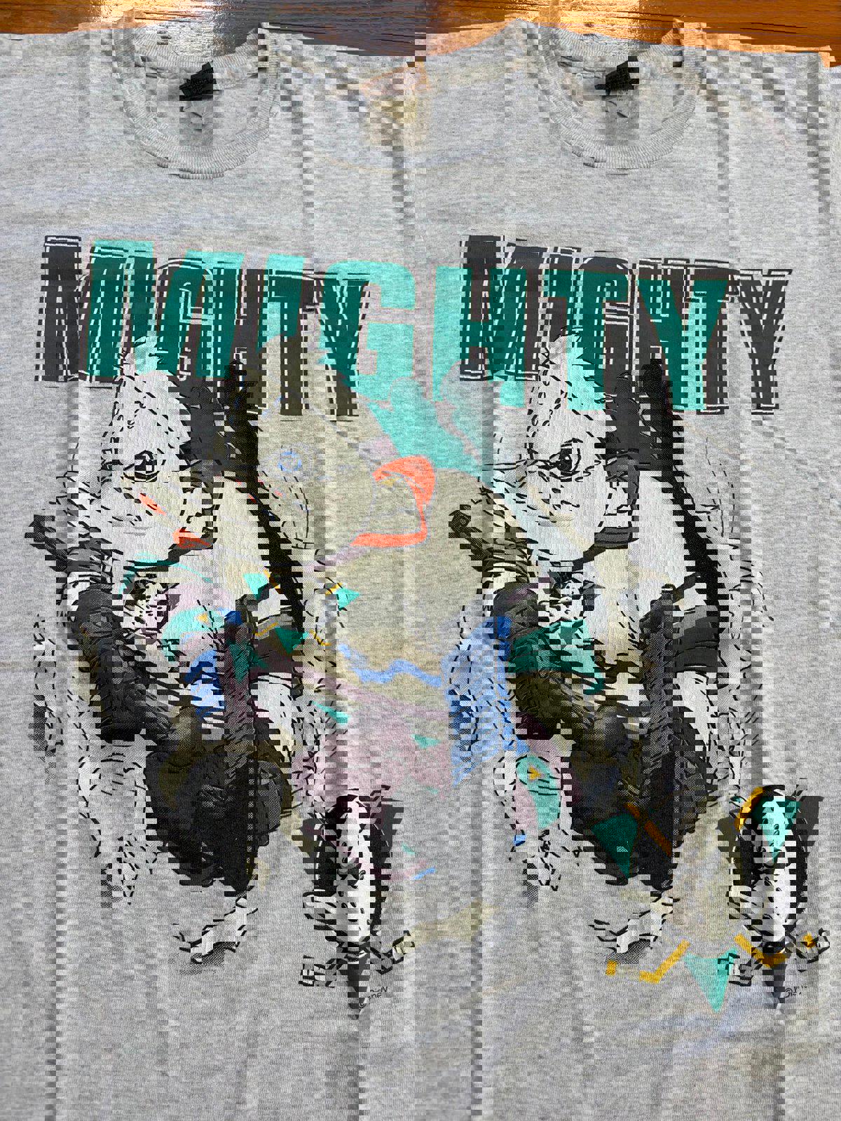 Vintage 90's Nutmeg NHL Anaheim Mighty Ducks Disney T-Shirt