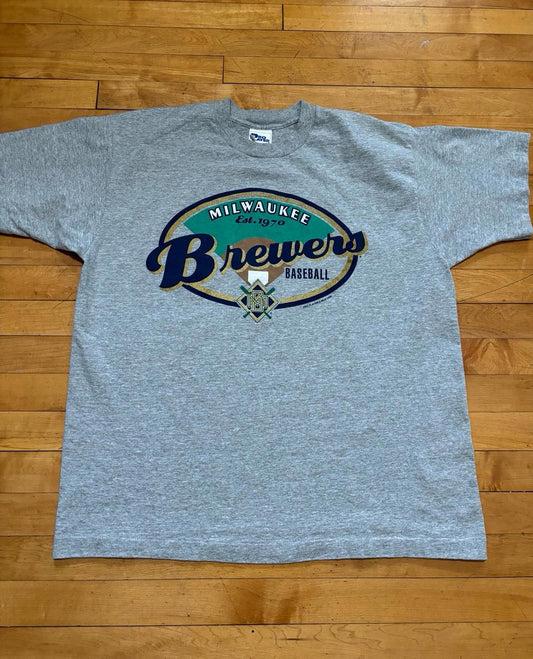 Vintage 90s MLB Milwaukee Brewers Pro Player T-Shirt