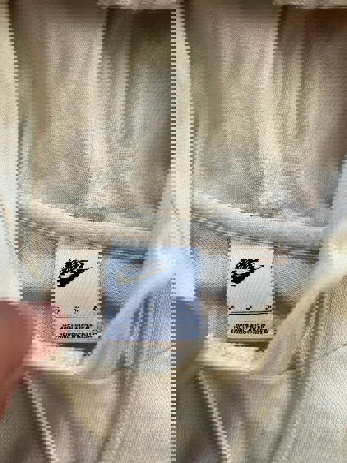 Nike Cropped Center Swoosh Hoodie Sweater