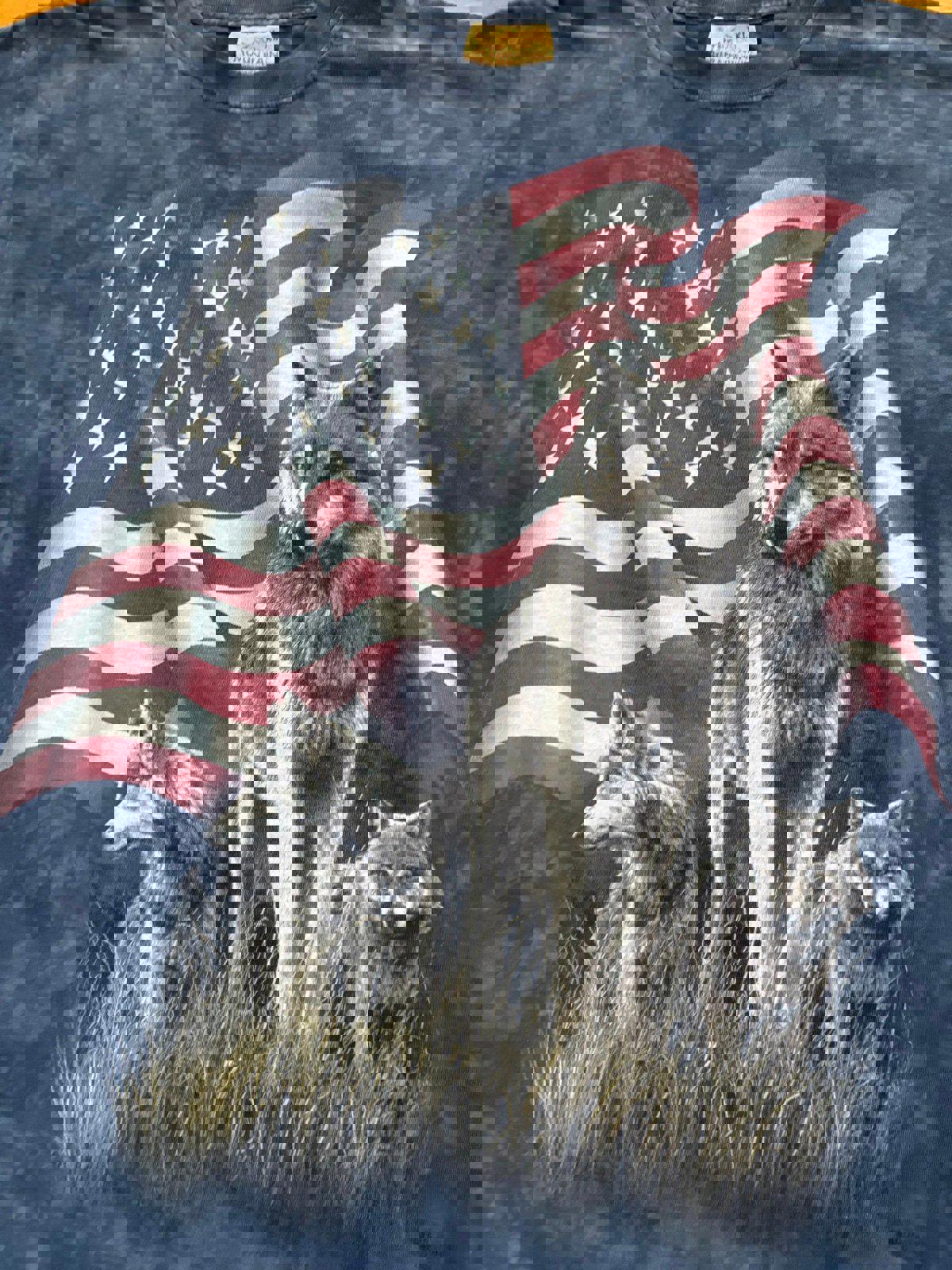 Vintage Nature Wolf The Mountains USA Tie Dye T-Shirt