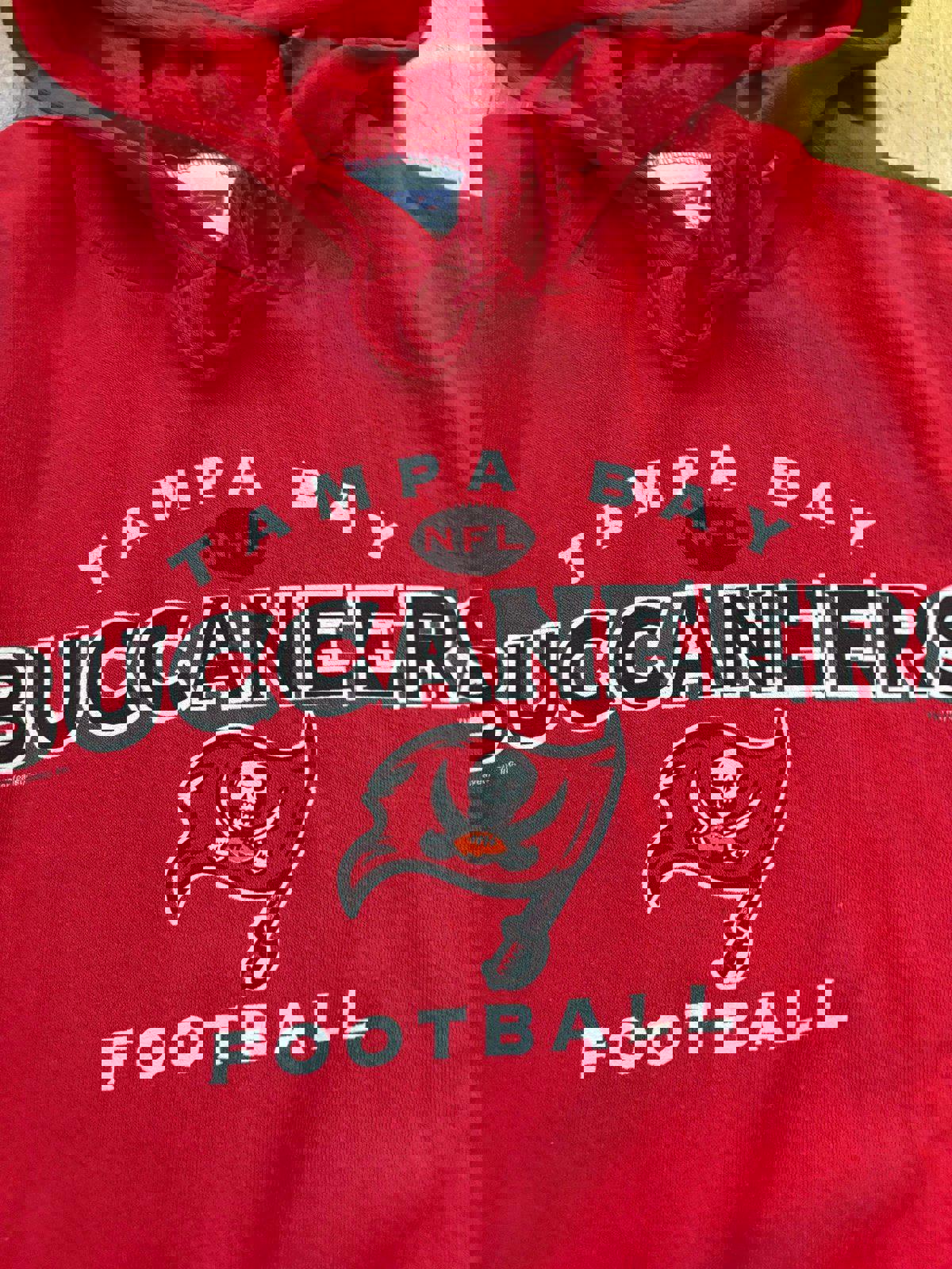Vintage NFL Tampa Bay Buccaneers Hoodie Sweater