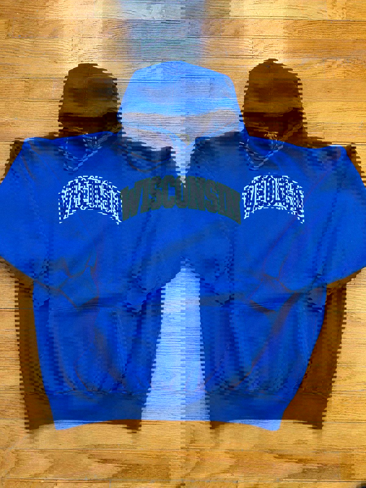 Vintage University of Wisconsin Badgers College NCAA Hoodie Sweater