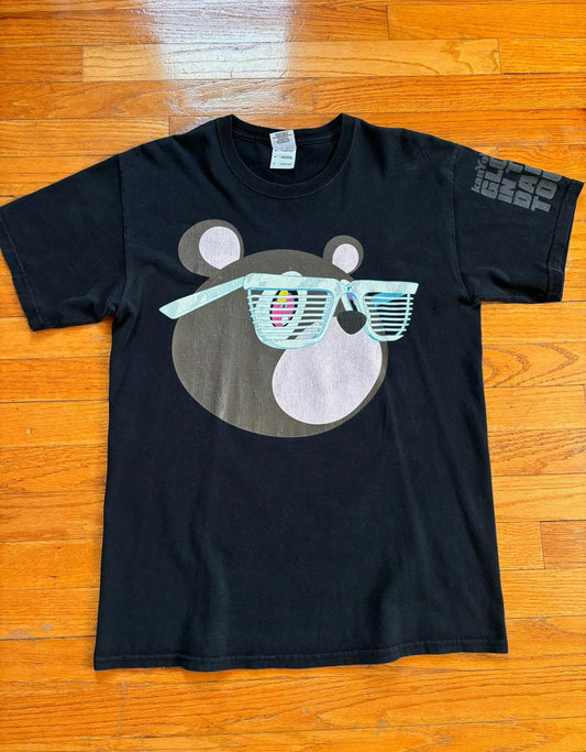 Vintage 2007 KanYe West Graduation Glow in the Dark Tour
Merch T-Shirt