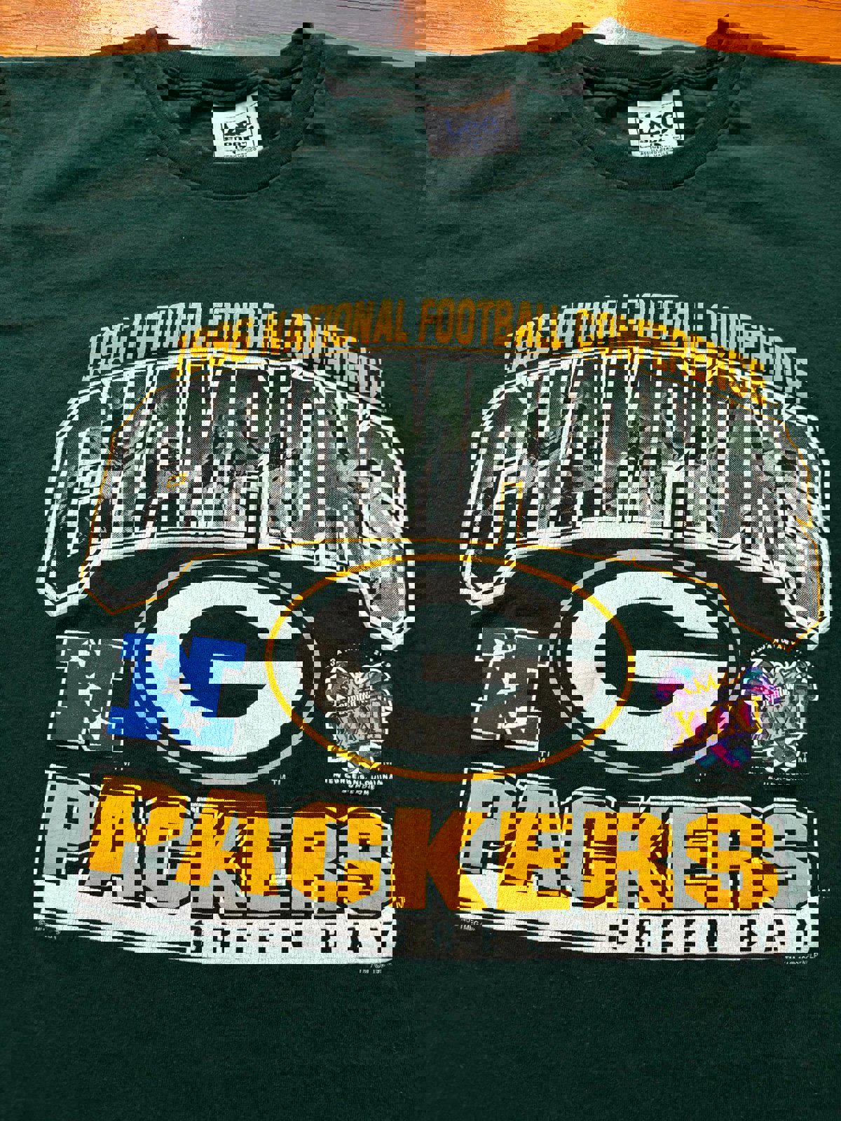 Vintage 90s NFL Green Bay Packers Super Bowl Champion T-Shirt