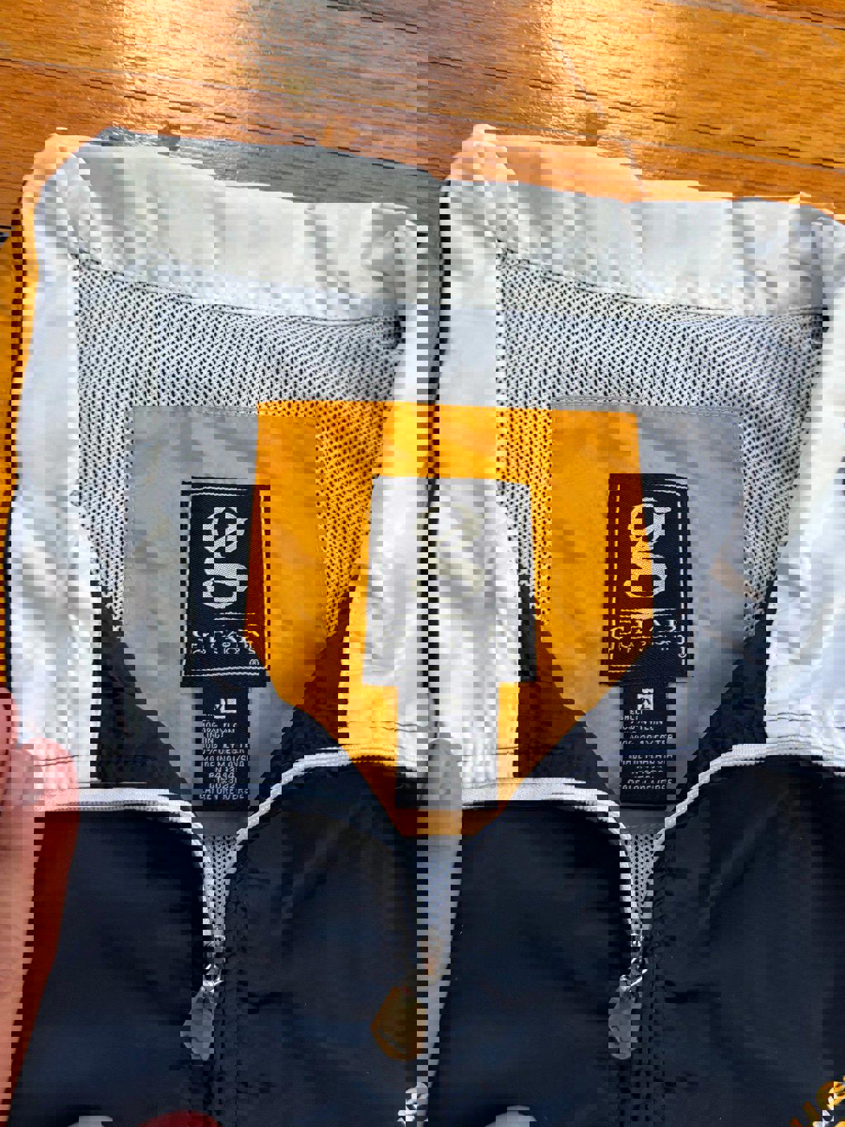 Vintage University of Milwaukee Wisconsin Marquette Eagles Windbreaker Jack