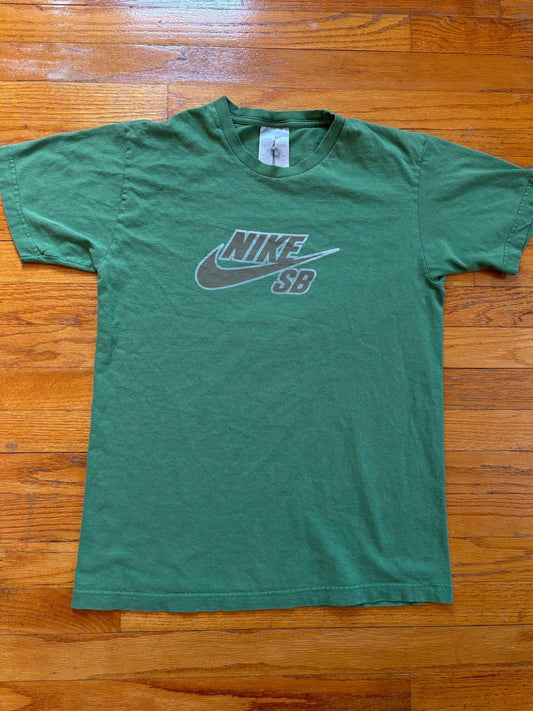 Vintage Y2K Nike Skate Board T-Shirt