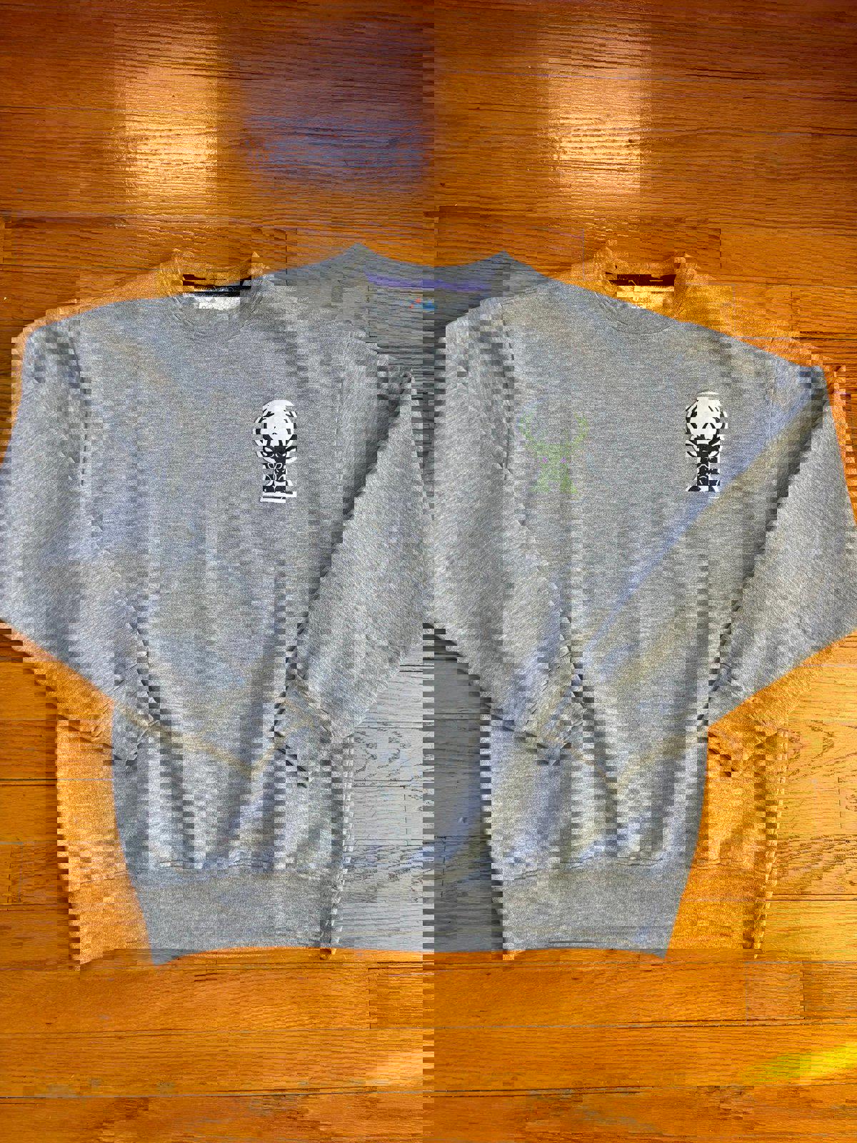 Vintage NBA Milwaukee Bucks Crewneck