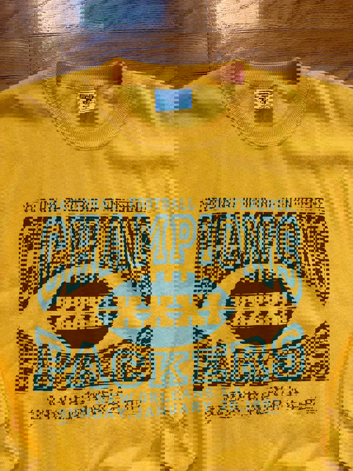 Vintage 90s NFL Green Bay Packer Super Bowl Champions Crewneck Sweater