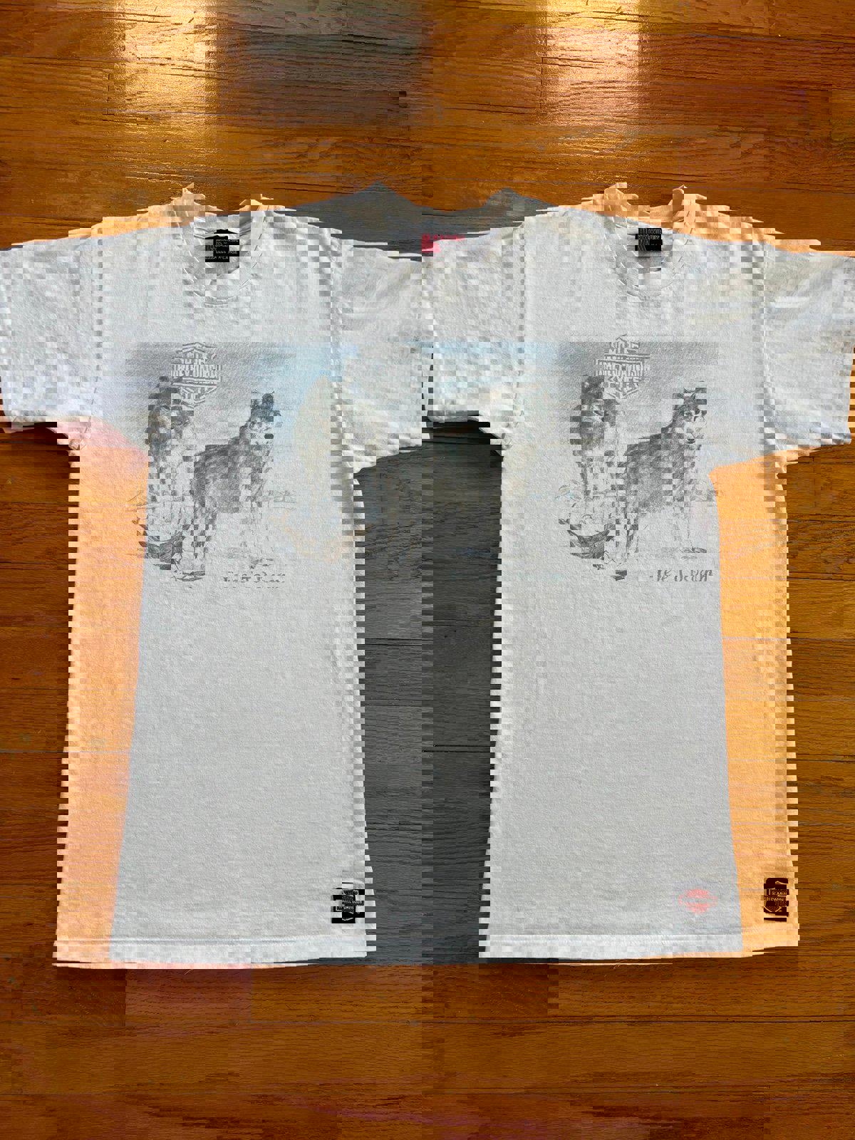 Vintage 90s Harley Davidson Motorcycle Free To Roam Wolf Nature T-Shirt