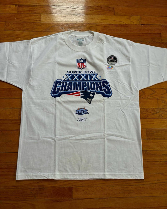 NWT Vintage NFL Super Bowl XXXIX Champions Tom Brady New England Patriots TShirt