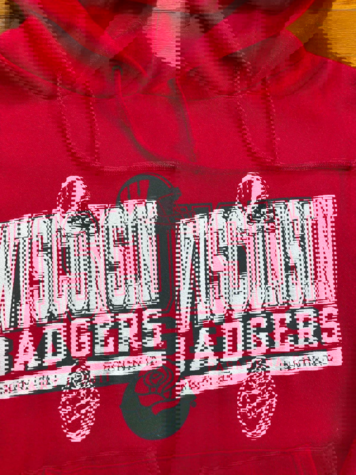 University of Wisconsin Badgers Rose Bowl Hoodie Sweater