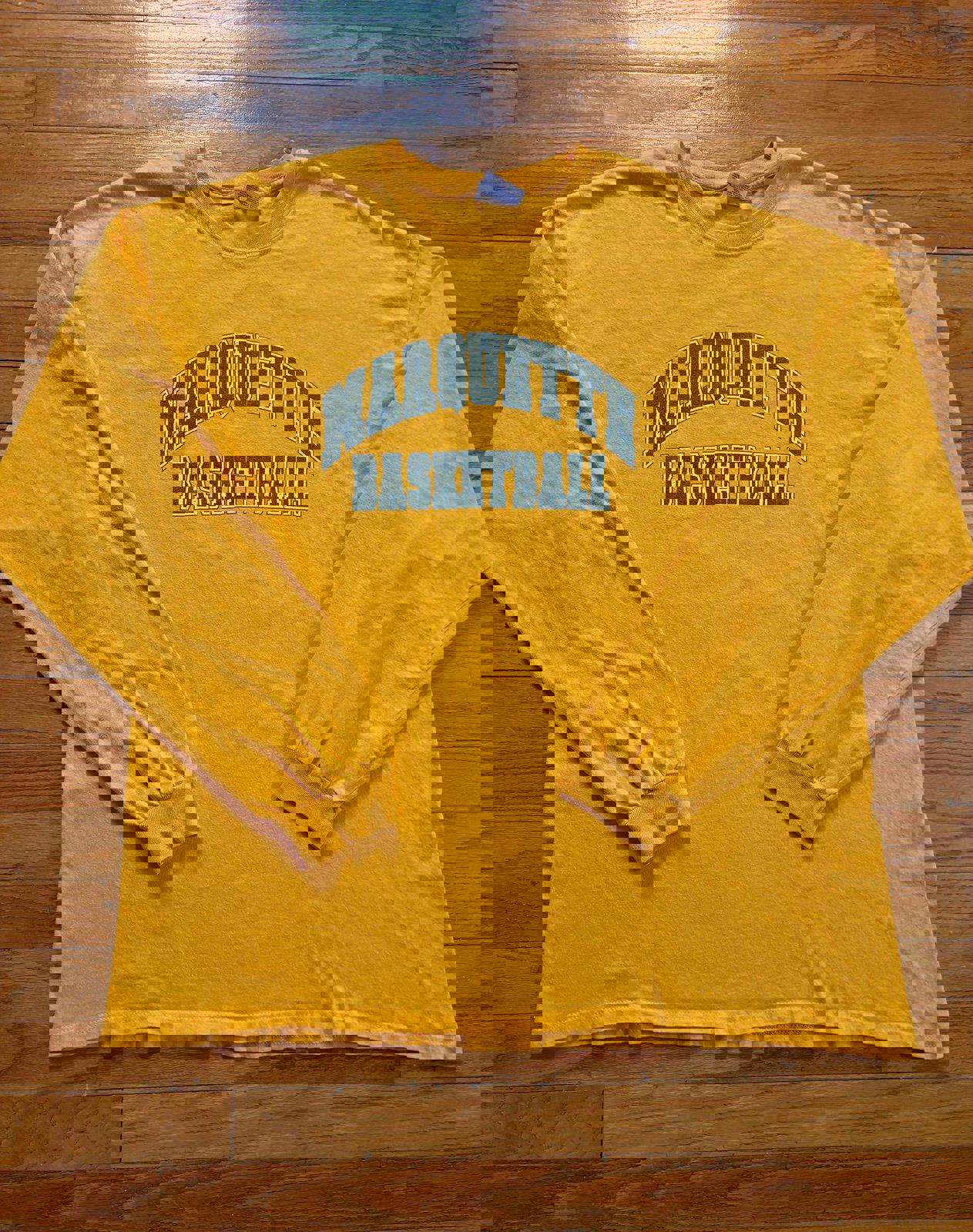 Vintage Milwaukee Marquette Eagles Basketball Long Sleeve T-Shirt
