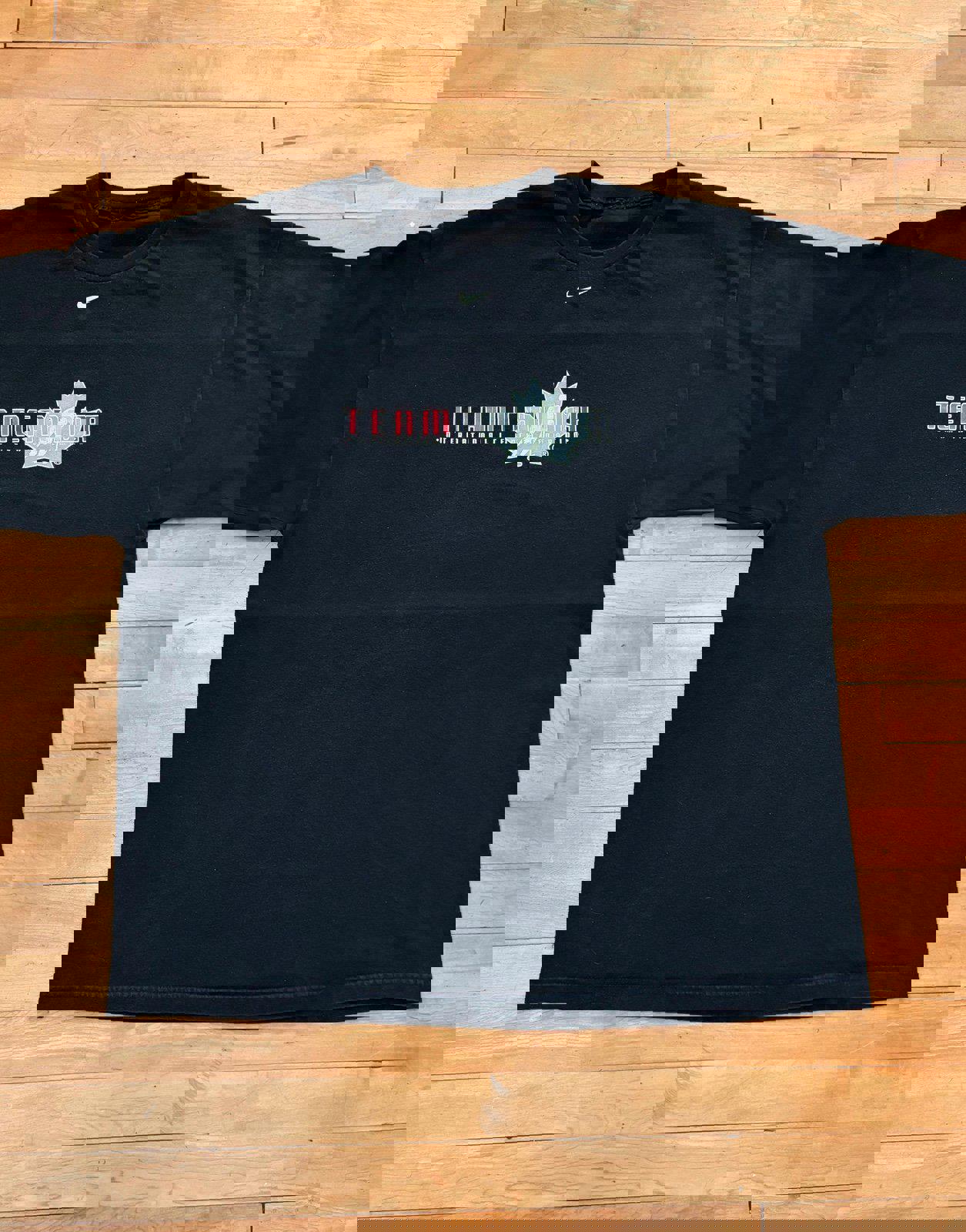 Vintage Nike Team Canada Hockey Center Swoosh T-Shirt