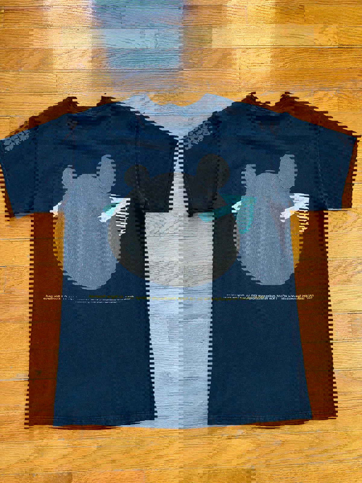 Vintage 2007 KanYe West Graduation Glow in the Dark Tour
Merch T-Shirt