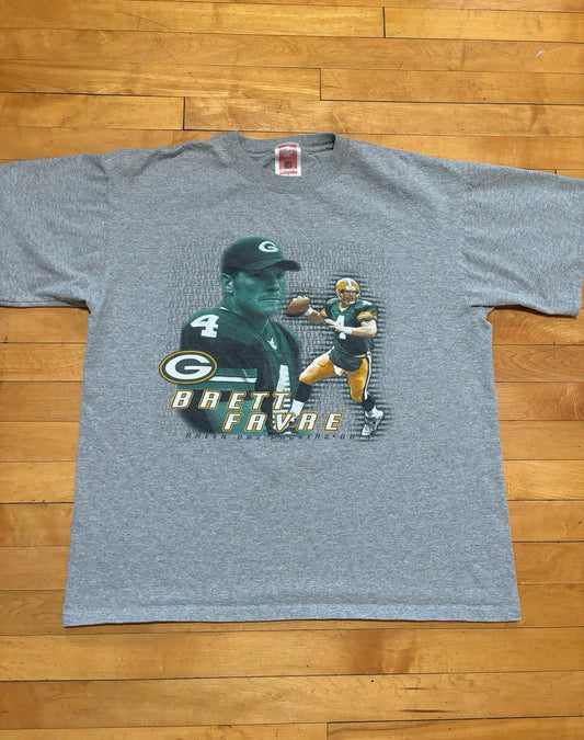 Vintage NFL Brett Farve Green Bay Packers T-Shirt