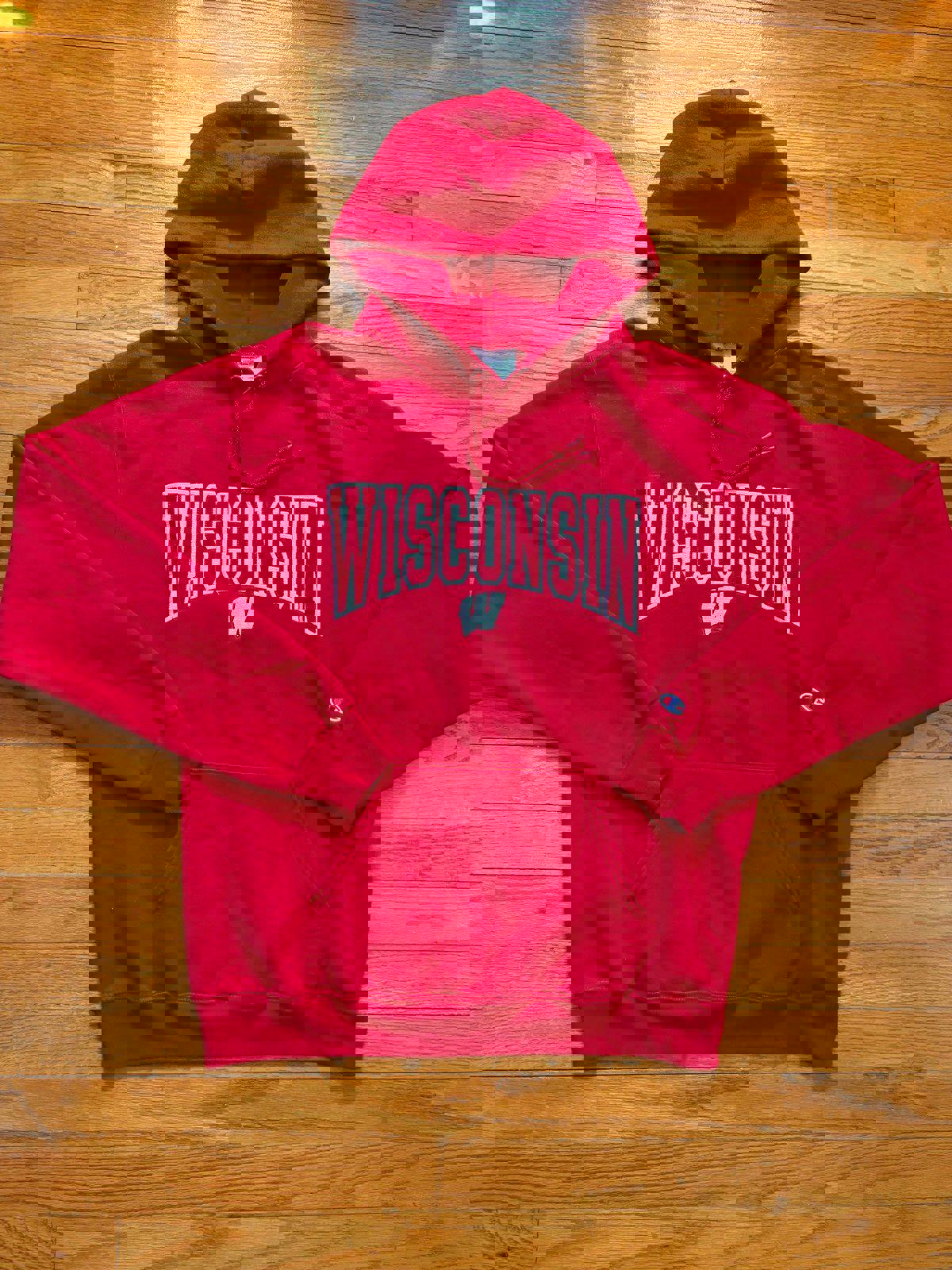 University of Wisconsin Badgers College Hoodie Sweater