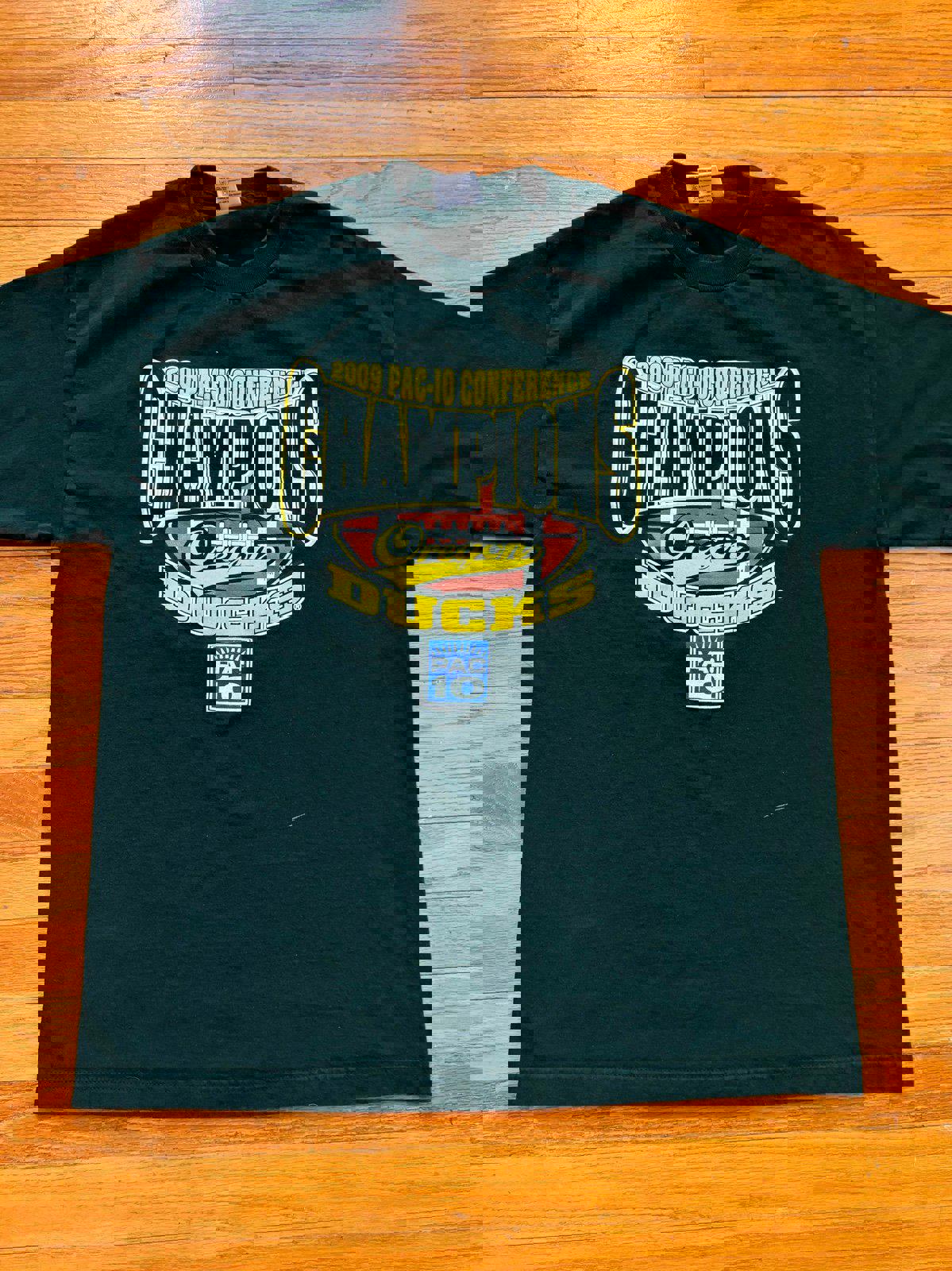 Vintage Oregon Ducks Pac 10 Champions T-Shirt