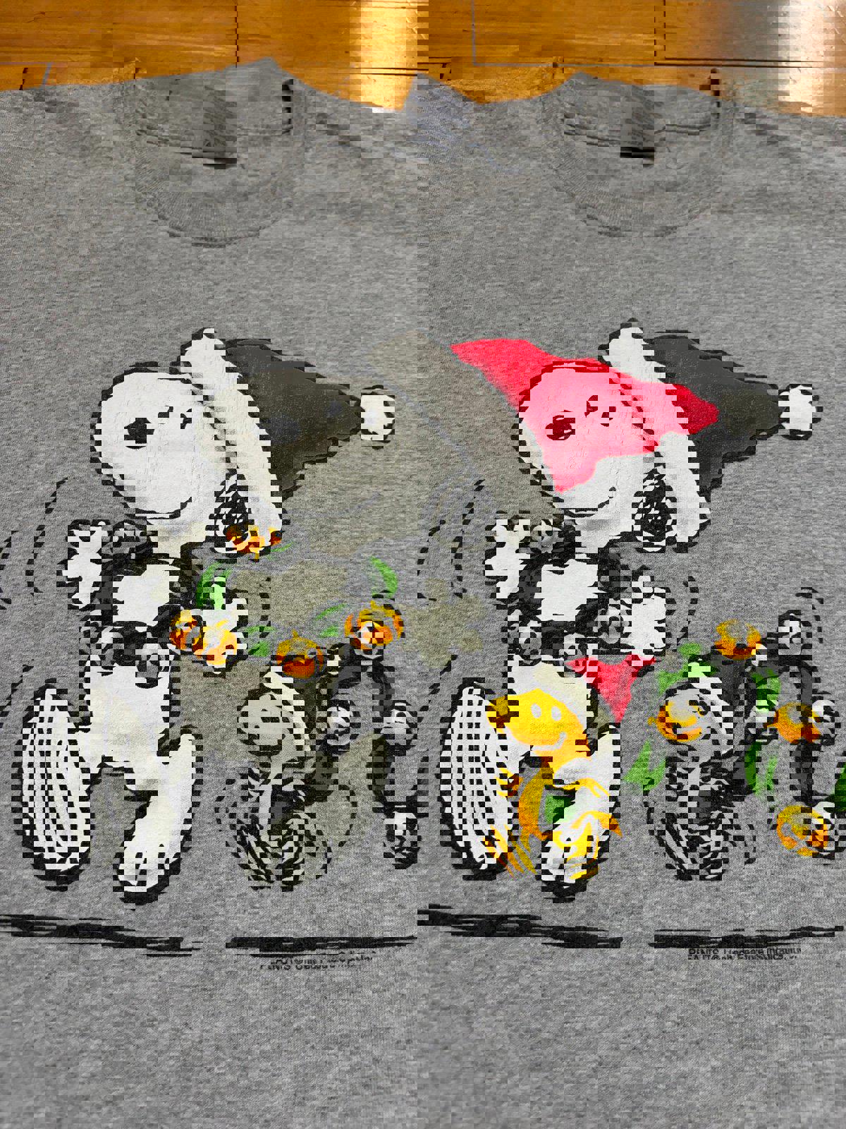 Vintage Peanuts Snoopy Christmas T-Shirt