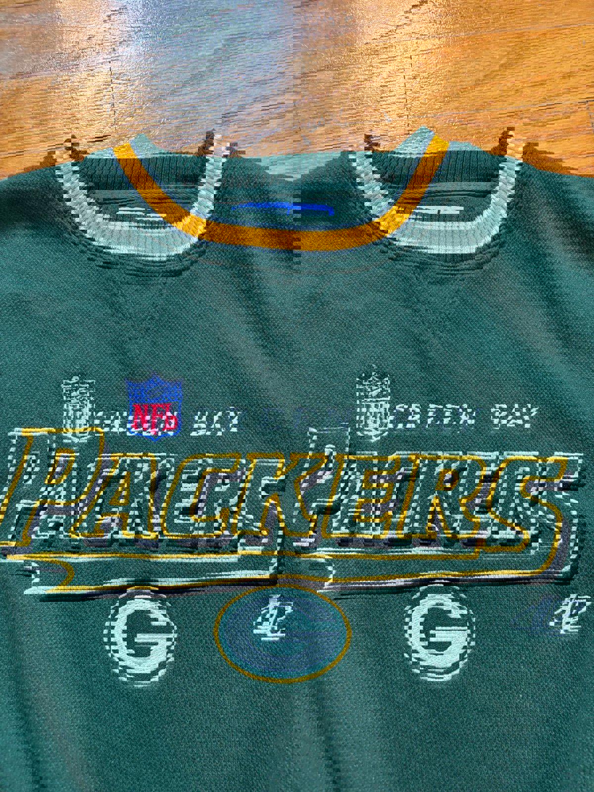 Vintage 90s NFL Green Bay Packer Crewneck Sweater