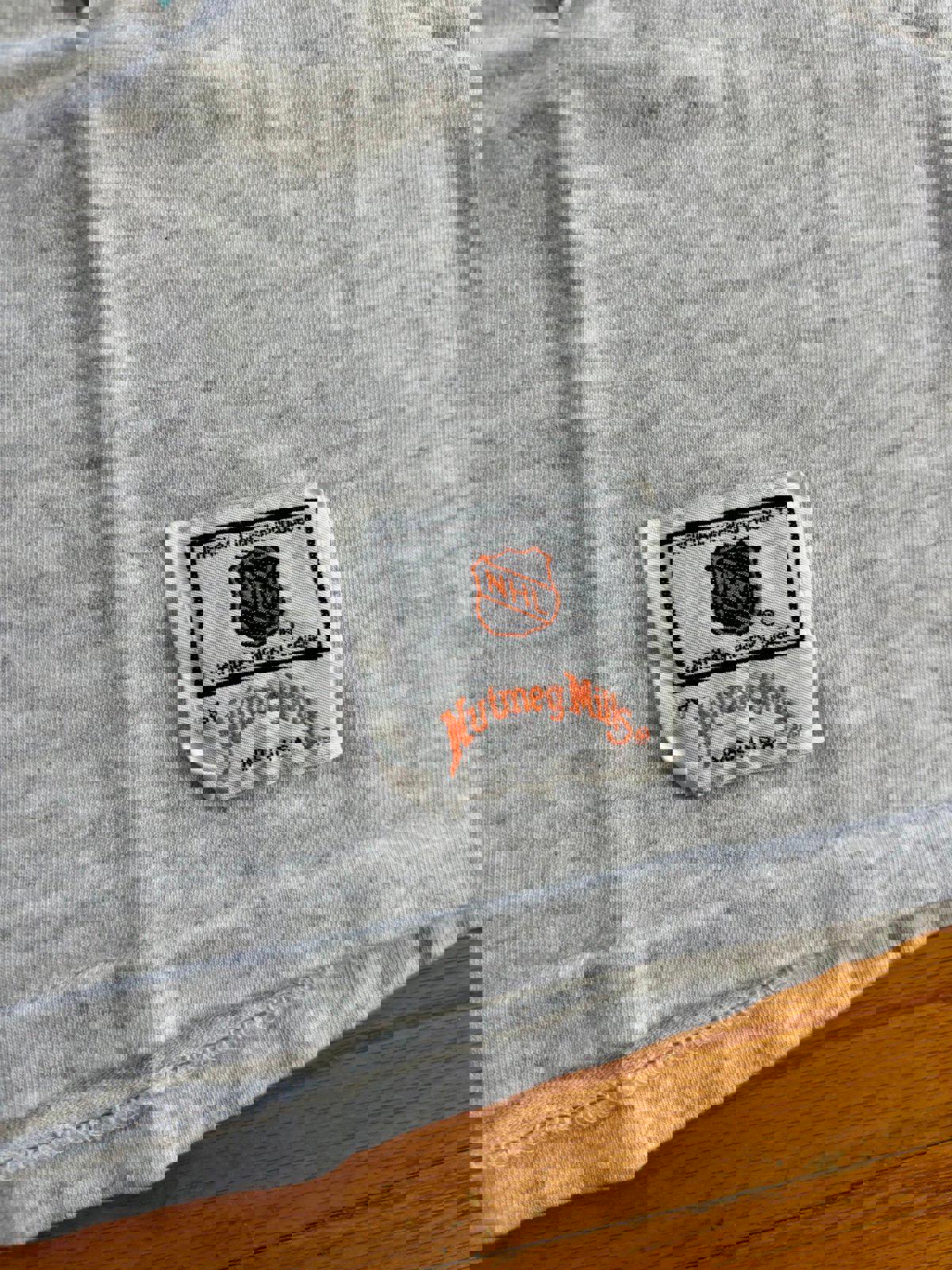 Vintage 90's Nutmeg NHL Anaheim Mighty Ducks Disney T-Shirt