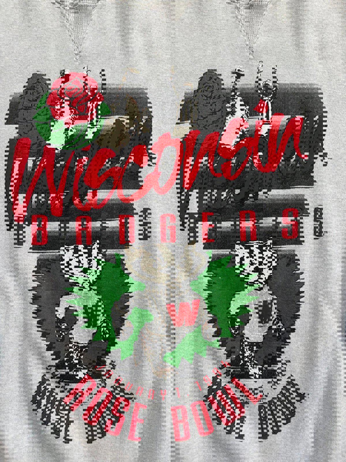 Vintage 90s University of Wisconsin Badgers Rose Bowl Crewneck Sweater