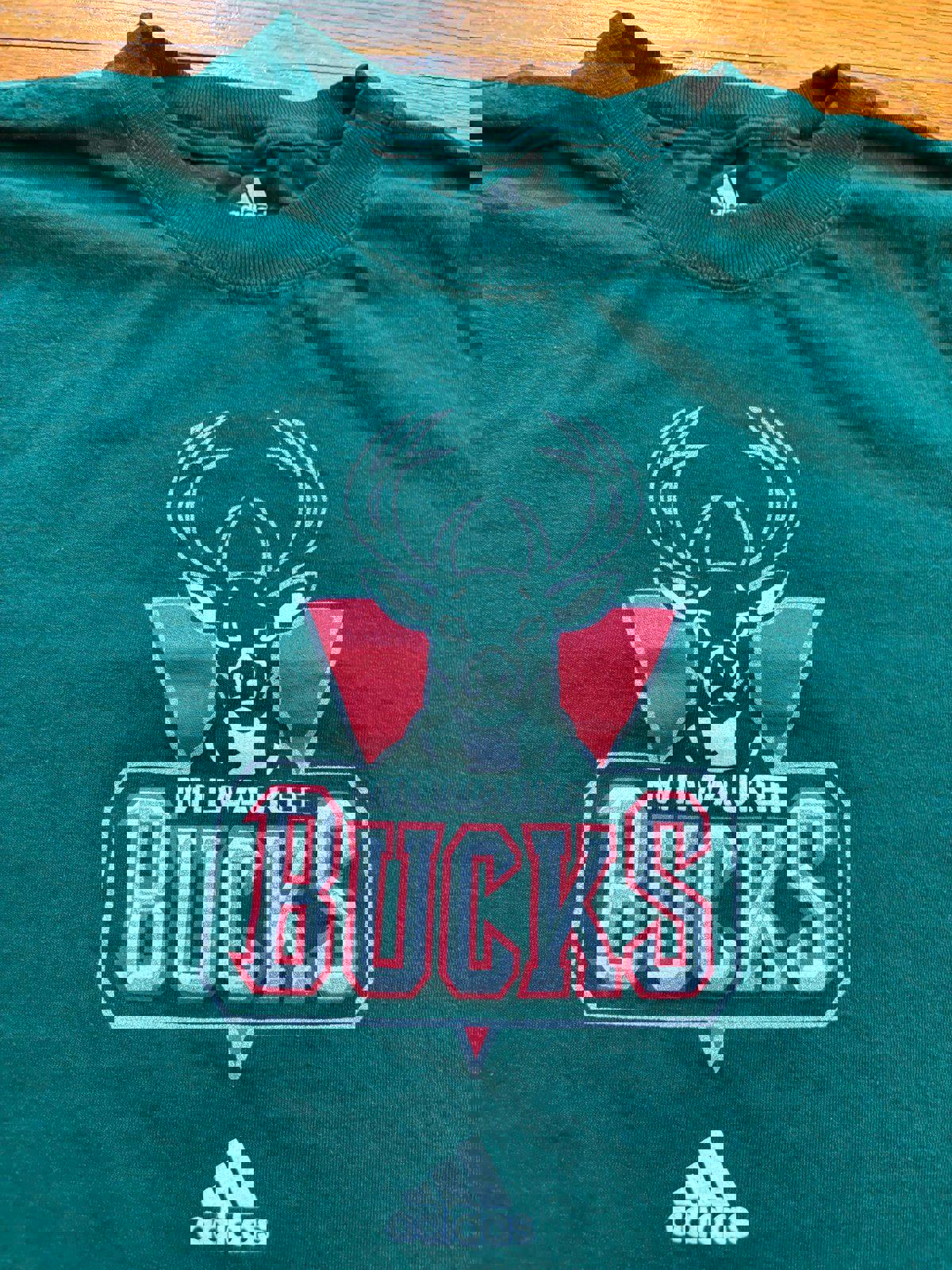 Vintage Adidas Milwaukee Bucks T-Shirt