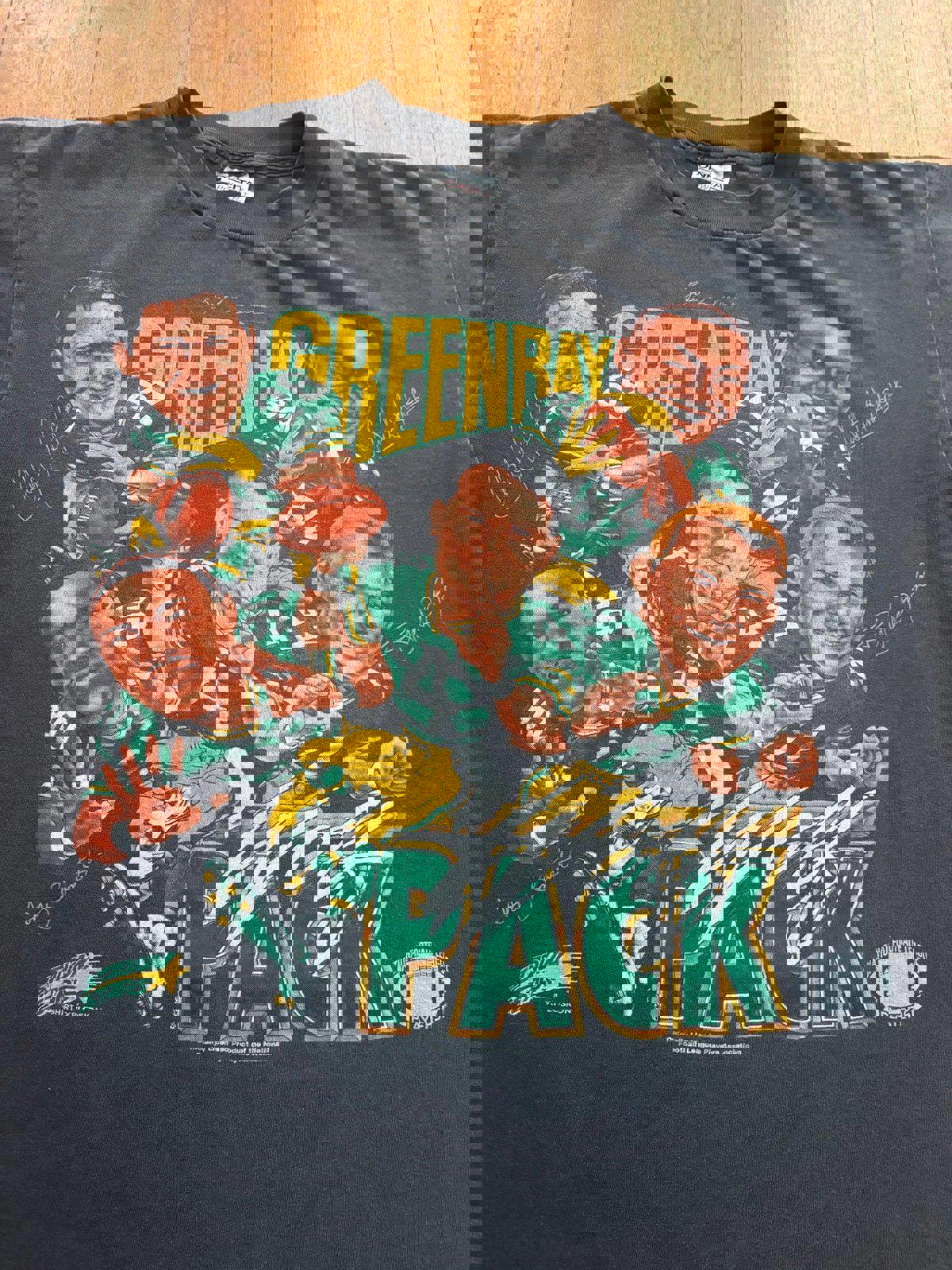 Vintage 90s NFL Brett Farve Green Bay Packers T-Shirt